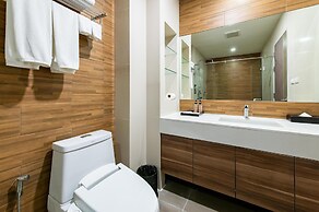 Metropolis Suites Bangkok, Tapestry Collection by Hilton
