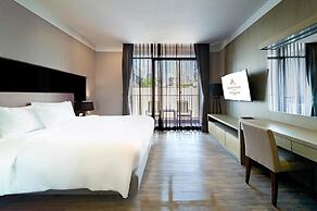 Metropolis Suites Bangkok, Tapestry Collection by Hilton