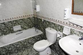 Sahara Hotel Apartment