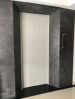 Ploen Ploen Residence