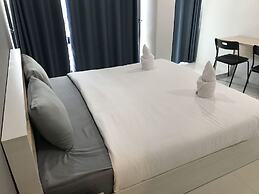 Ploen Ploen Residence