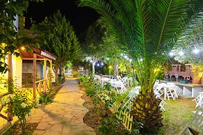 Destina Suit Hotel