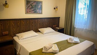 Destina Suit Hotel