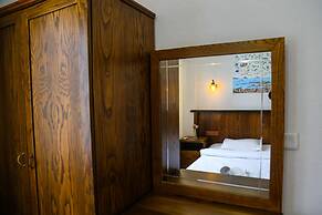 Destina Suit Hotel