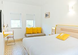 Bloom Hotel – Calangute