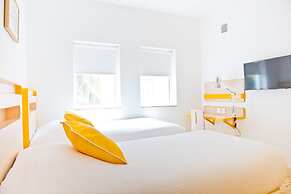 Bloom Hotel – Calangute