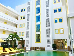 Bloom Hotel – Calangute
