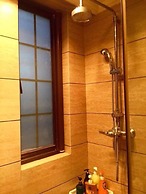 Qingdao Seaside Resort Apartment