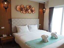 The Signature Hotel Thapae