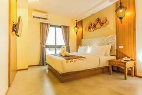 The Signature Hotel Thapae