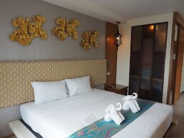 The Signature Hotel Thapae