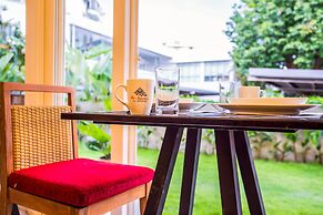 The Signature Hotel Thapae