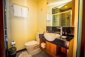 The Signature Hotel Thapae