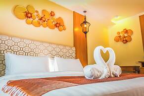The Signature Hotel Thapae