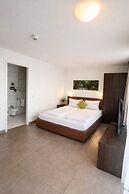 Bayers Boardinghouse & Hotel