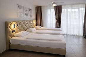 Bayers Boardinghouse & Hotel