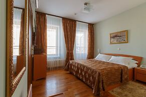 Pur Navolok Hotel