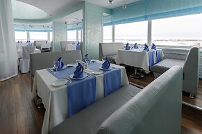 Pur Navolok Hotel