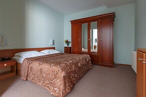 Pur Navolok Hotel