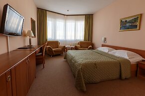 Pur Navolok Hotel