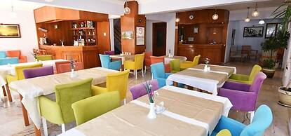 Umit Hotel
