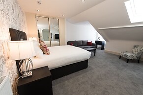 Royal Princes Suites