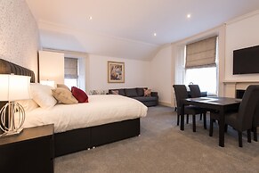 Royal Princes Suites