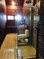 Erawan Villa Hotel