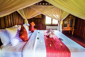 Erawan Villa Hotel