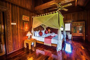 Erawan Villa Hotel