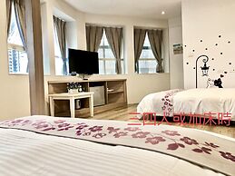 Honey House B&B