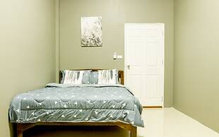Iris hostel