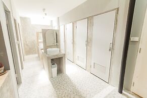 Iris hostel