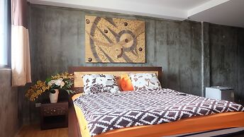 Iris hostel