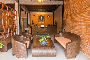 Iris hostel