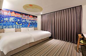 Whoops Hotel