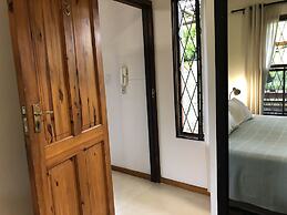 10 Alexander B&B