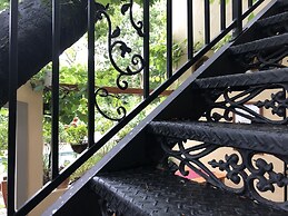 10 Alexander B&B