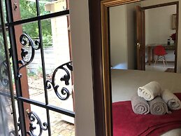 10 Alexander B&B