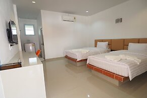 The Phant Hotel
