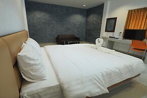 The Phant Hotel