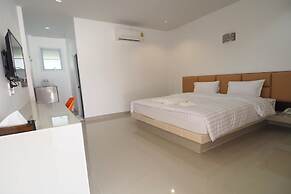 The Phant Hotel