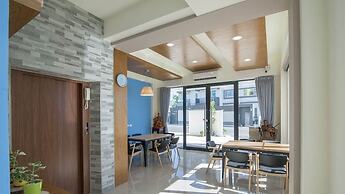 TT Blue B&B