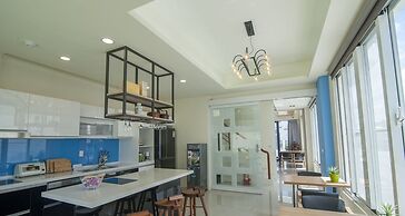 TT Blue B&B