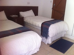 Rakops River Lodge
