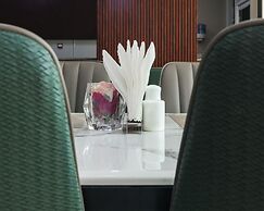 Muscat Hills Hotel