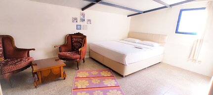Ayvalik Moda Pansiyon