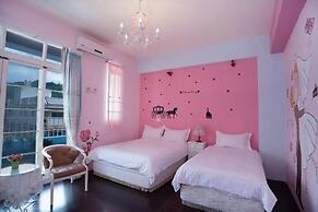 Rose Castle Hostel