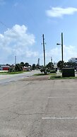 Buccaneer Inn