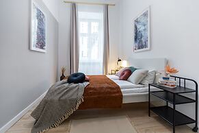 FriendHouse Apartments - Avenue
